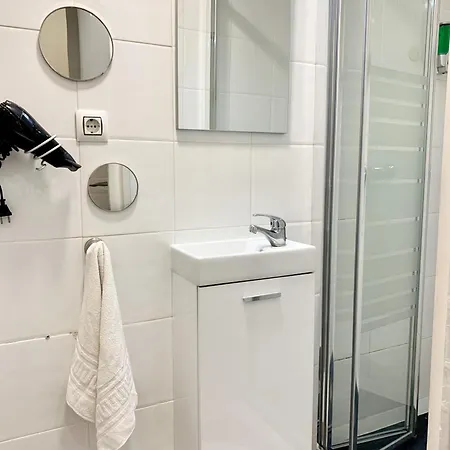 Apartment Creu Fira Hostafrancs *